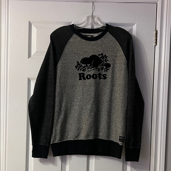 Roots Other - Roots Men's Charcoal and Black Crewneck Sweater